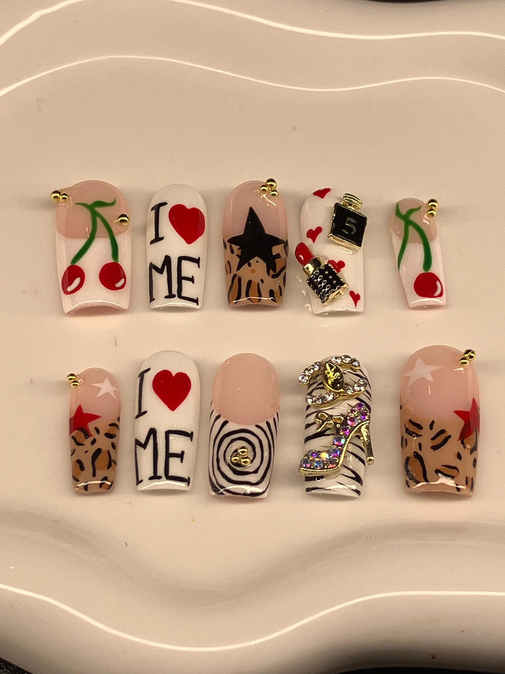 I love me press on nails with application pack