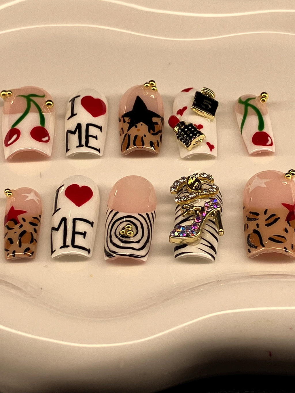 I love me press on nails with application pack