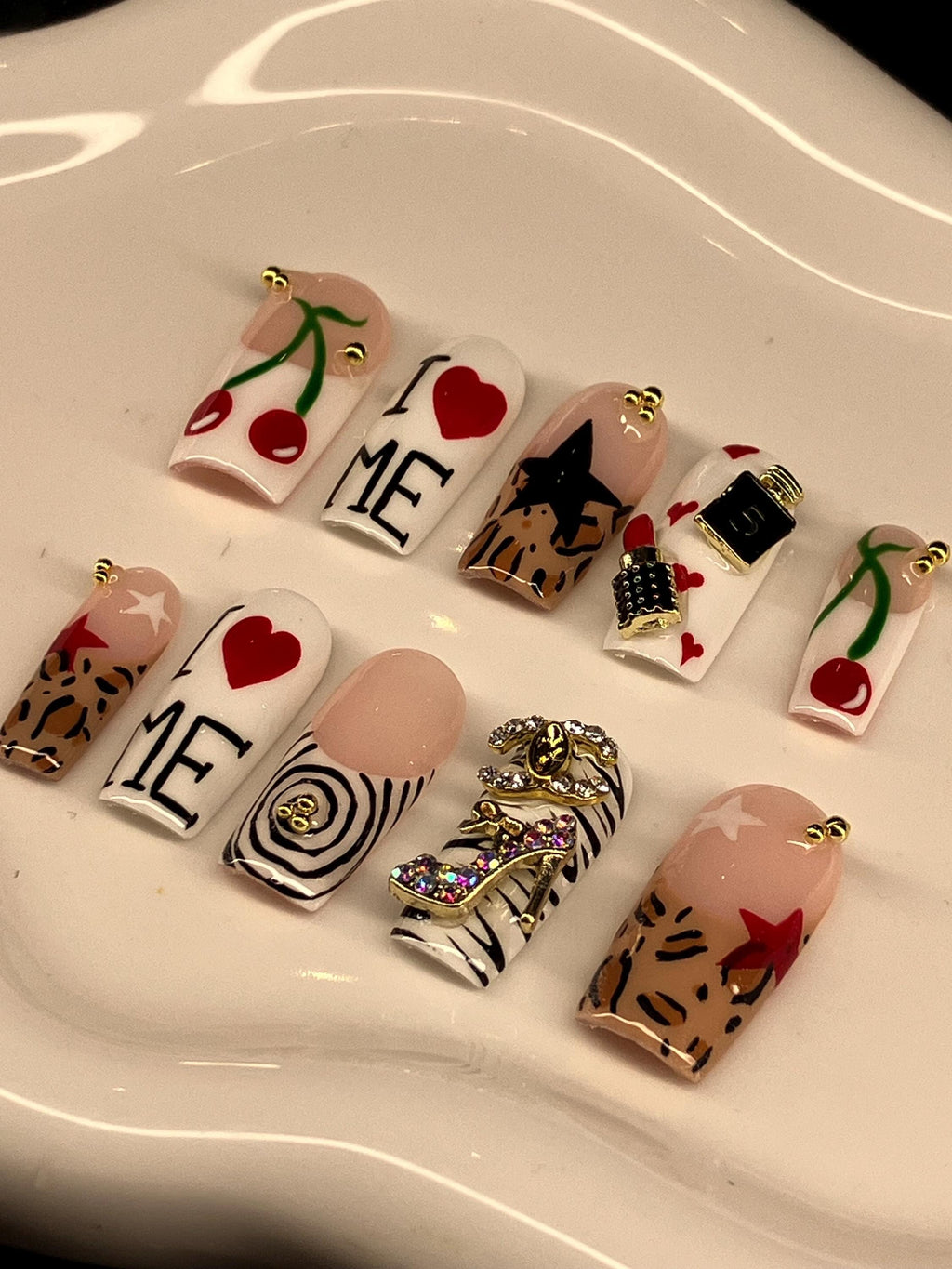 I love me press on nails with application pack