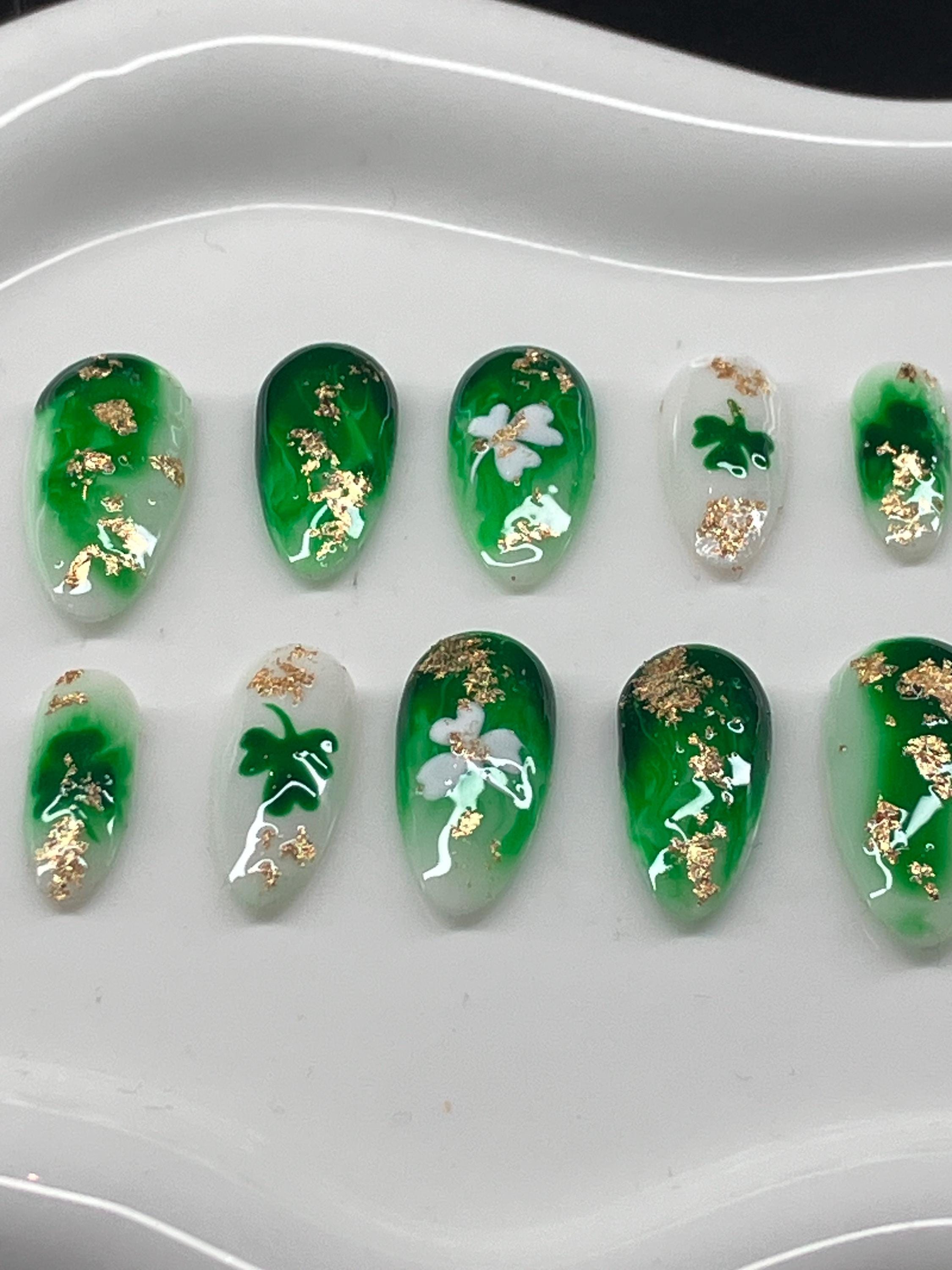 St Patrick's Day Press On Nails: Clover Marble, Gold Leaf Accents
