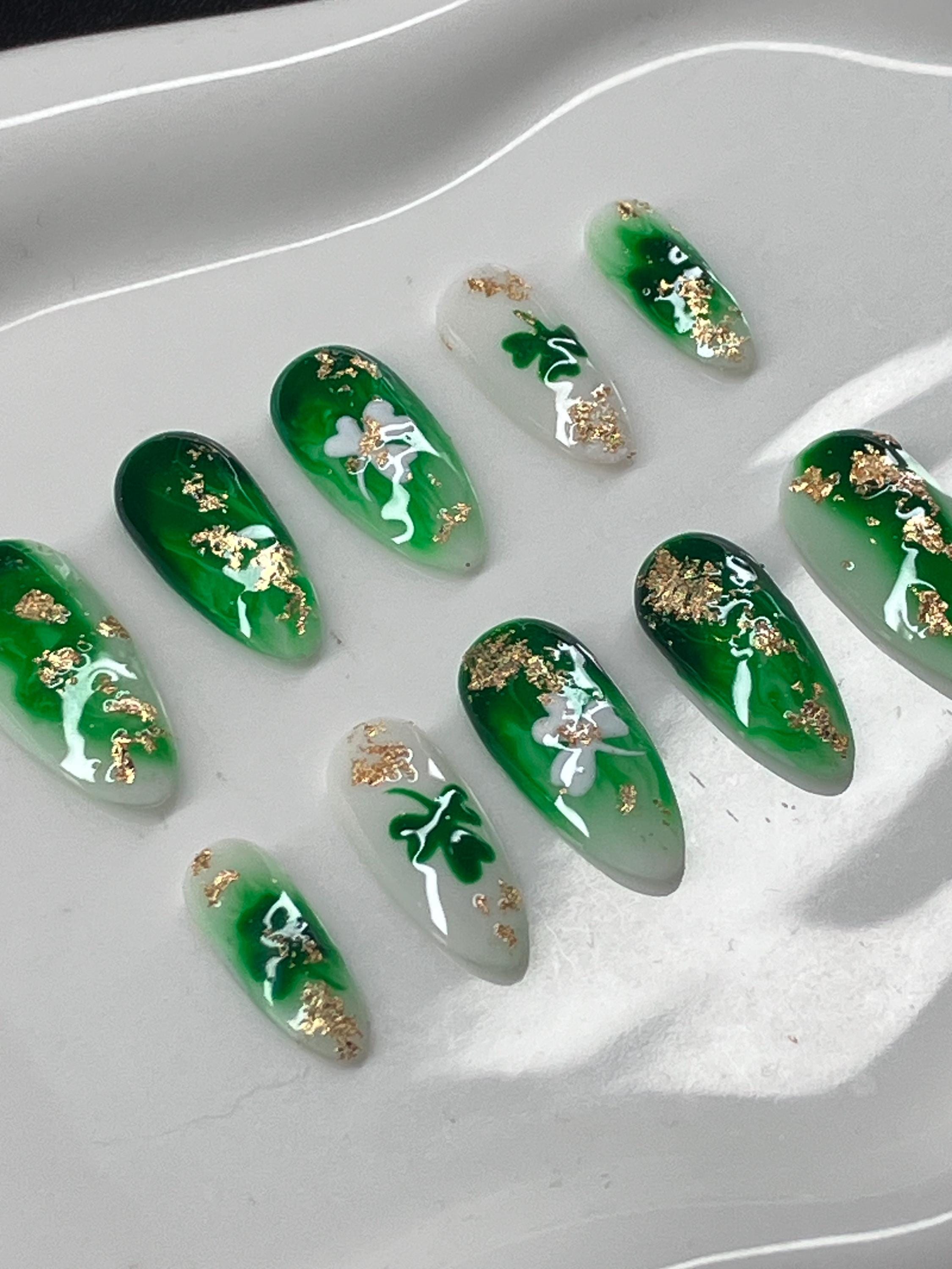 St Patrick's Day Press On Nails: Clover Marble, Gold Leaf Accents