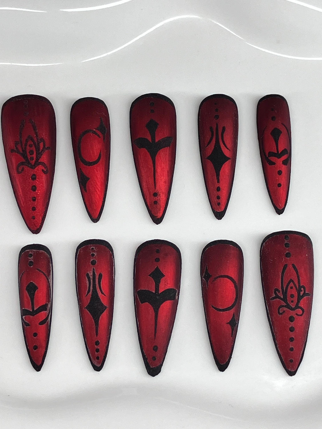 Red velvet press on nails with application pack