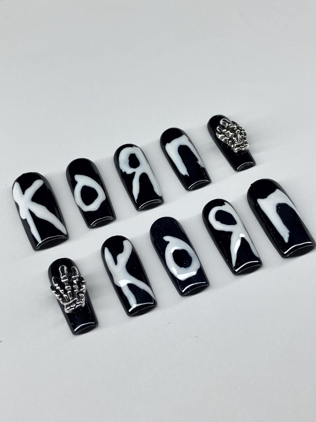 Monochrome KORN inspired press on nails with application pack