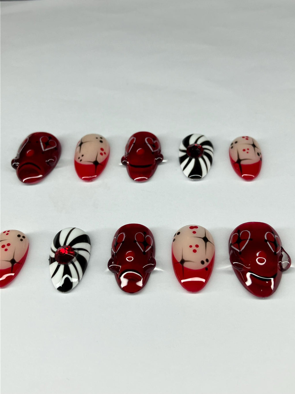 Red Black Clown Face Press-On Nails, Circus 3D Nail Art Application Pack