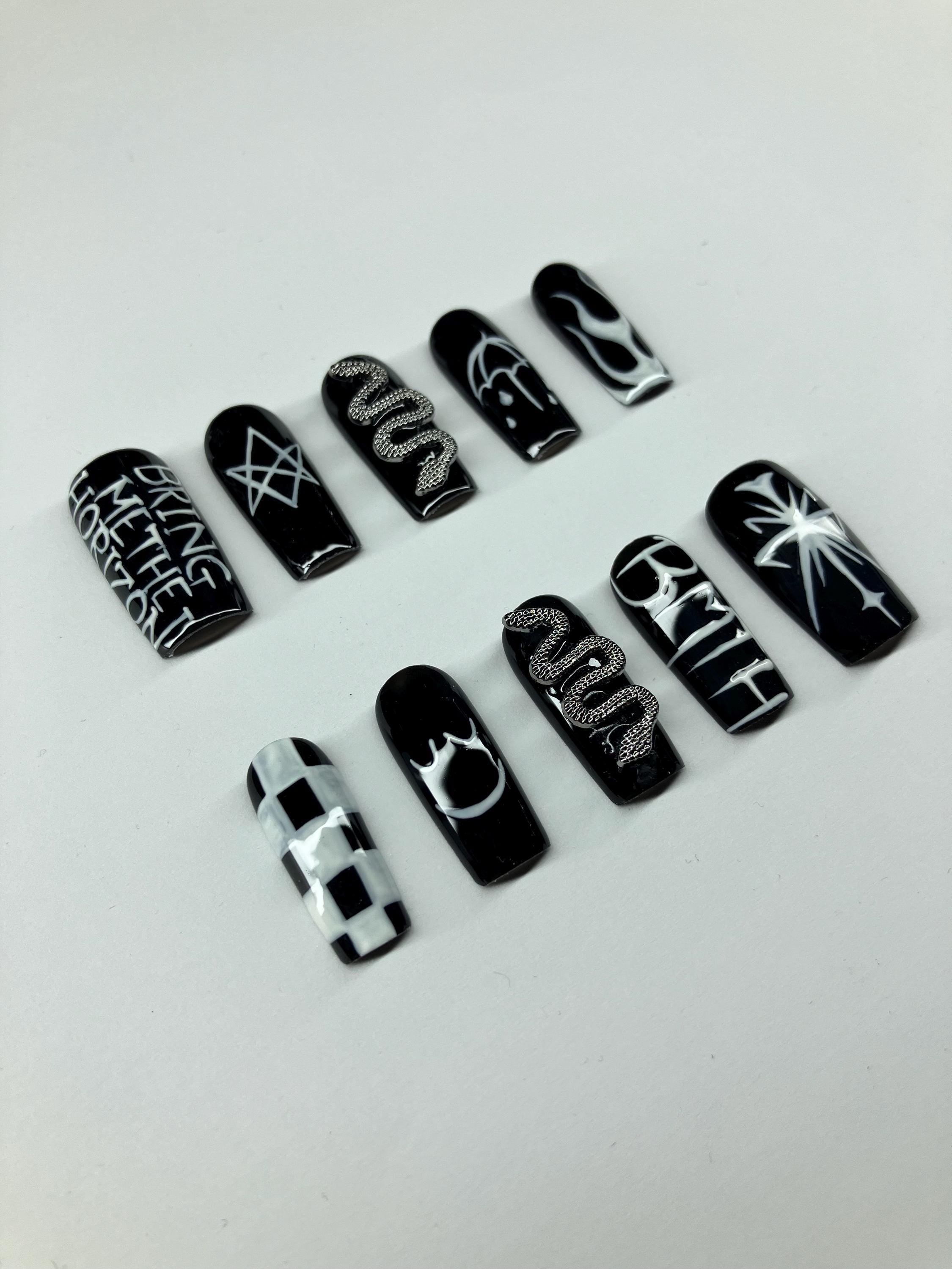 Black and white design press on nails with application pack included