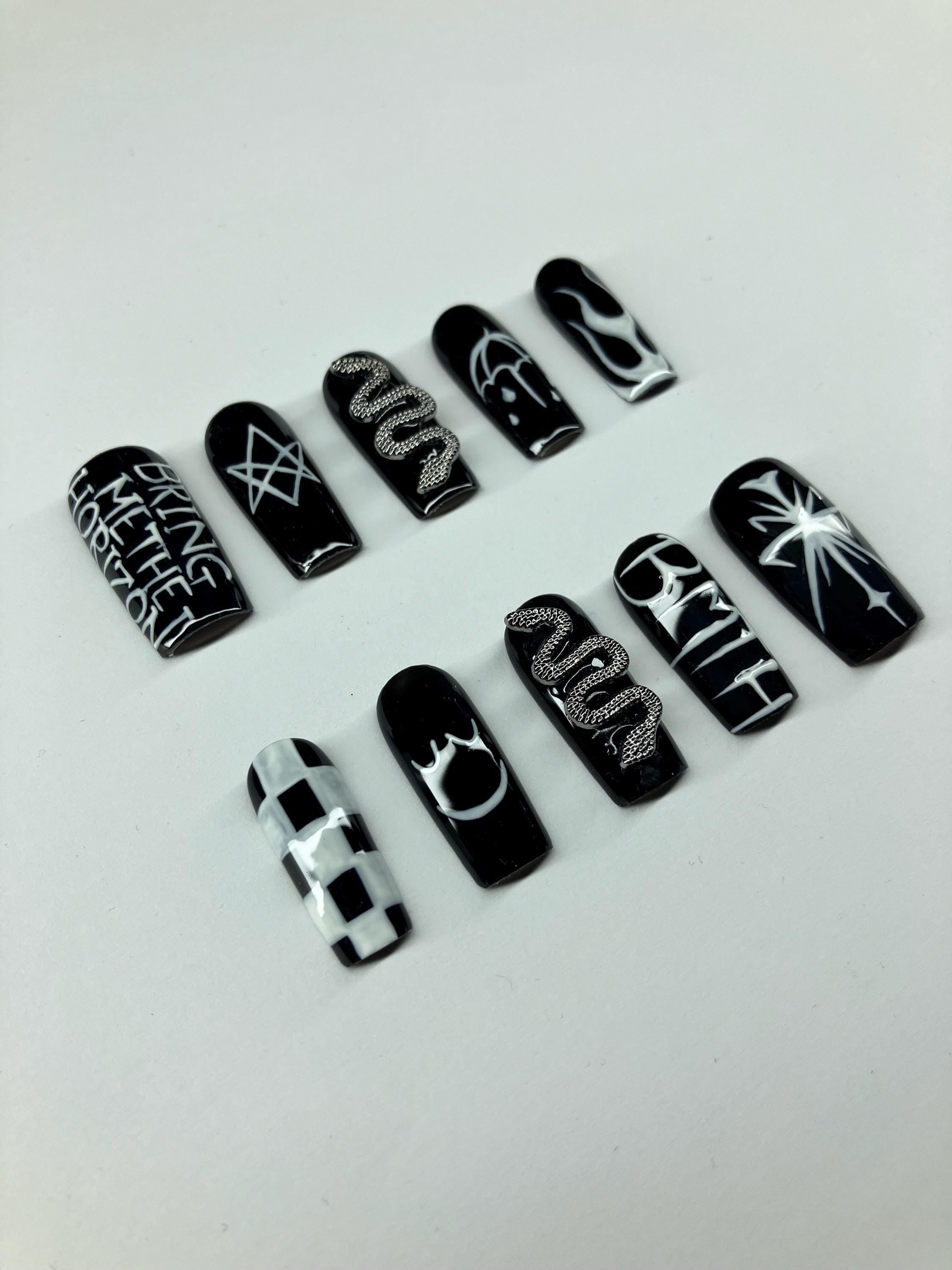 Black and white design press on nails with application pack included