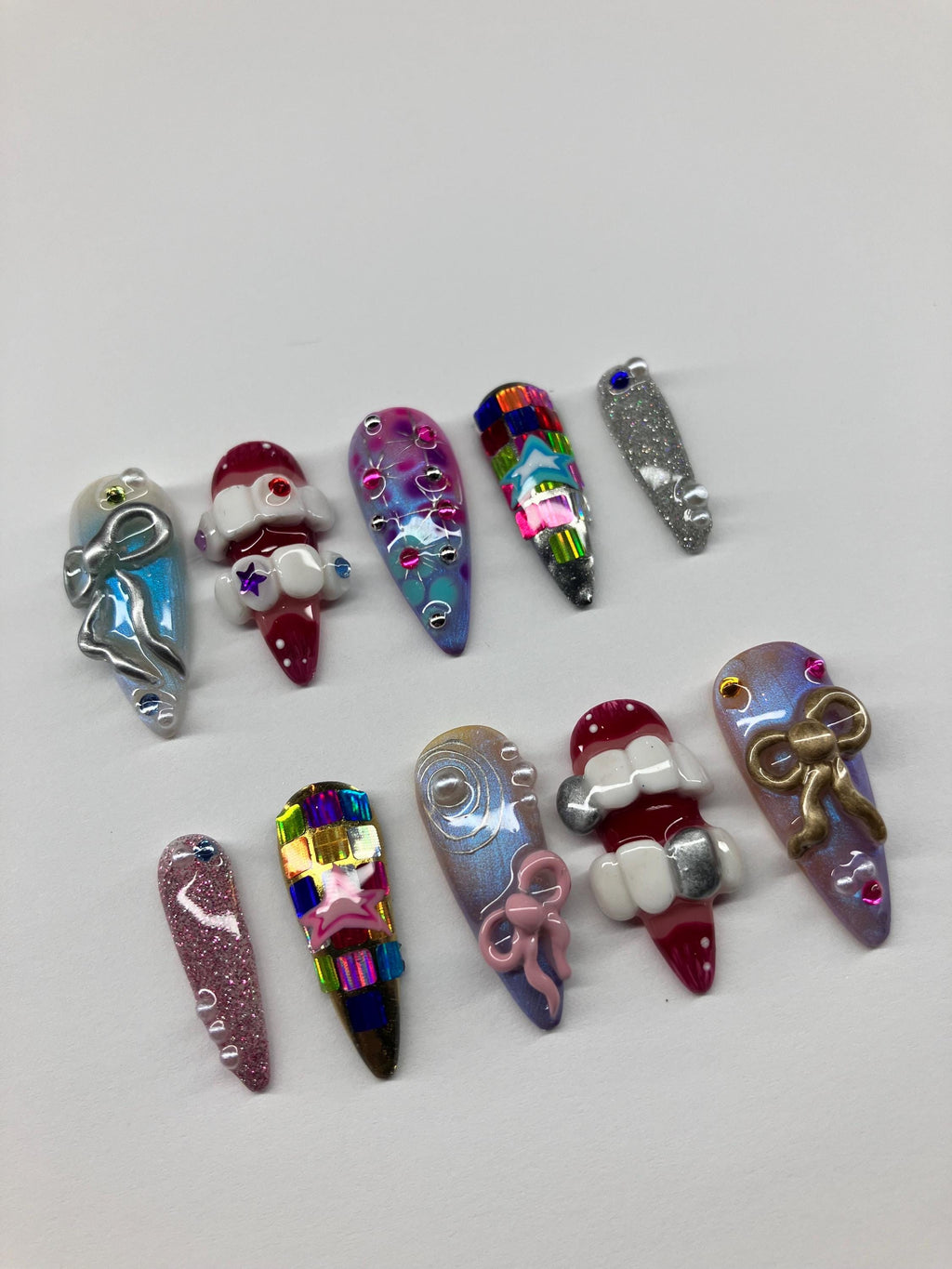 Mouth trend press on nails with instructions and application pack