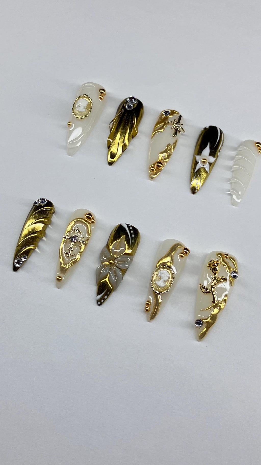 Golden Goddess Press On Nails: 3D Gold Nail Art with Application Kit