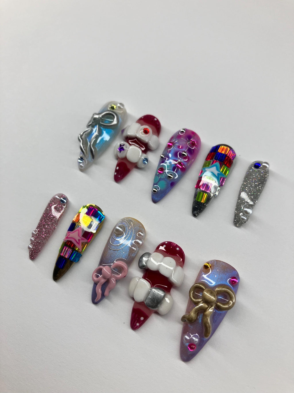Mouth trend press on nails with instructions and application pack