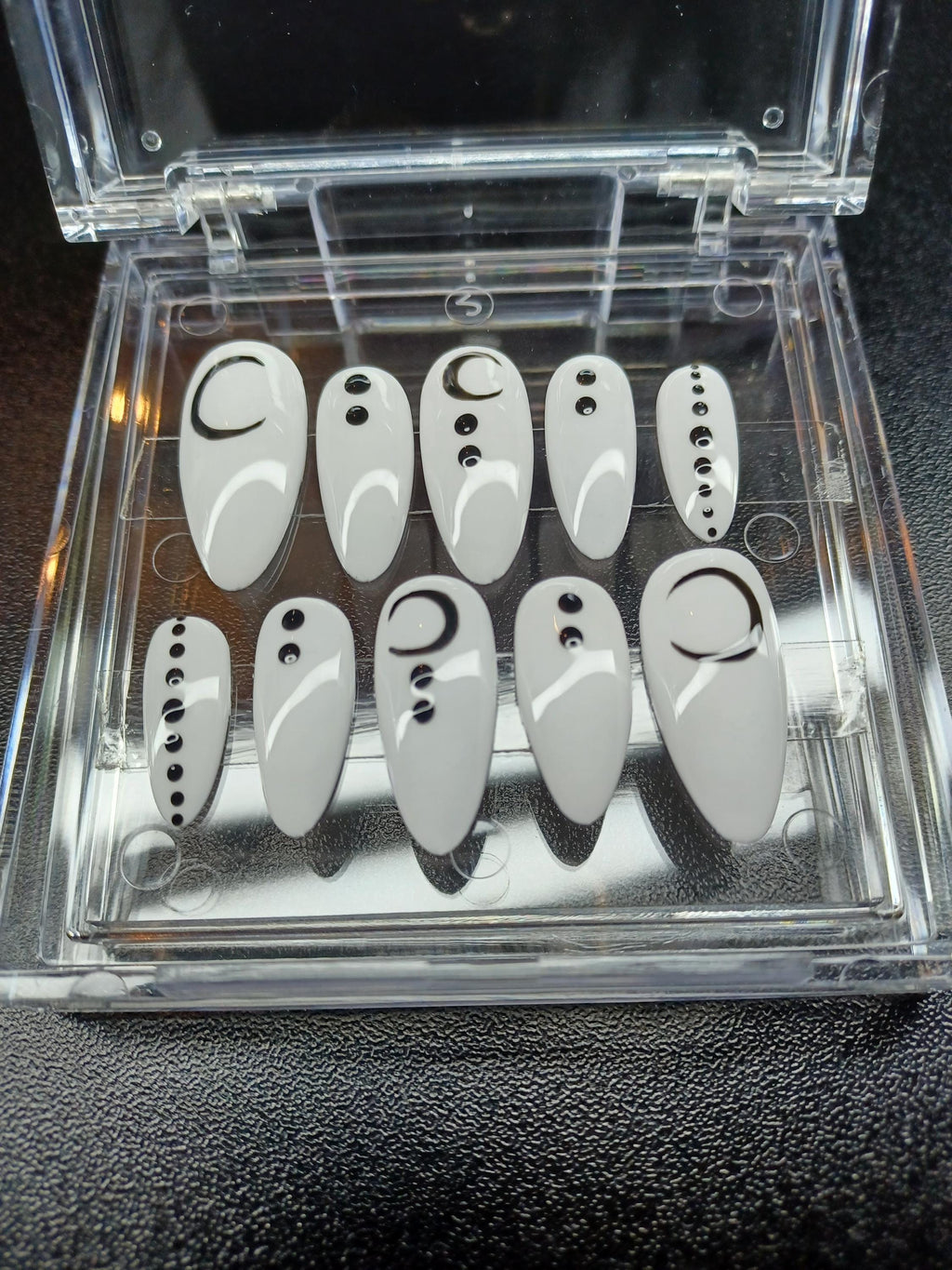 Custom Press On Nails: 3D Nail Art, Luxury Manicure