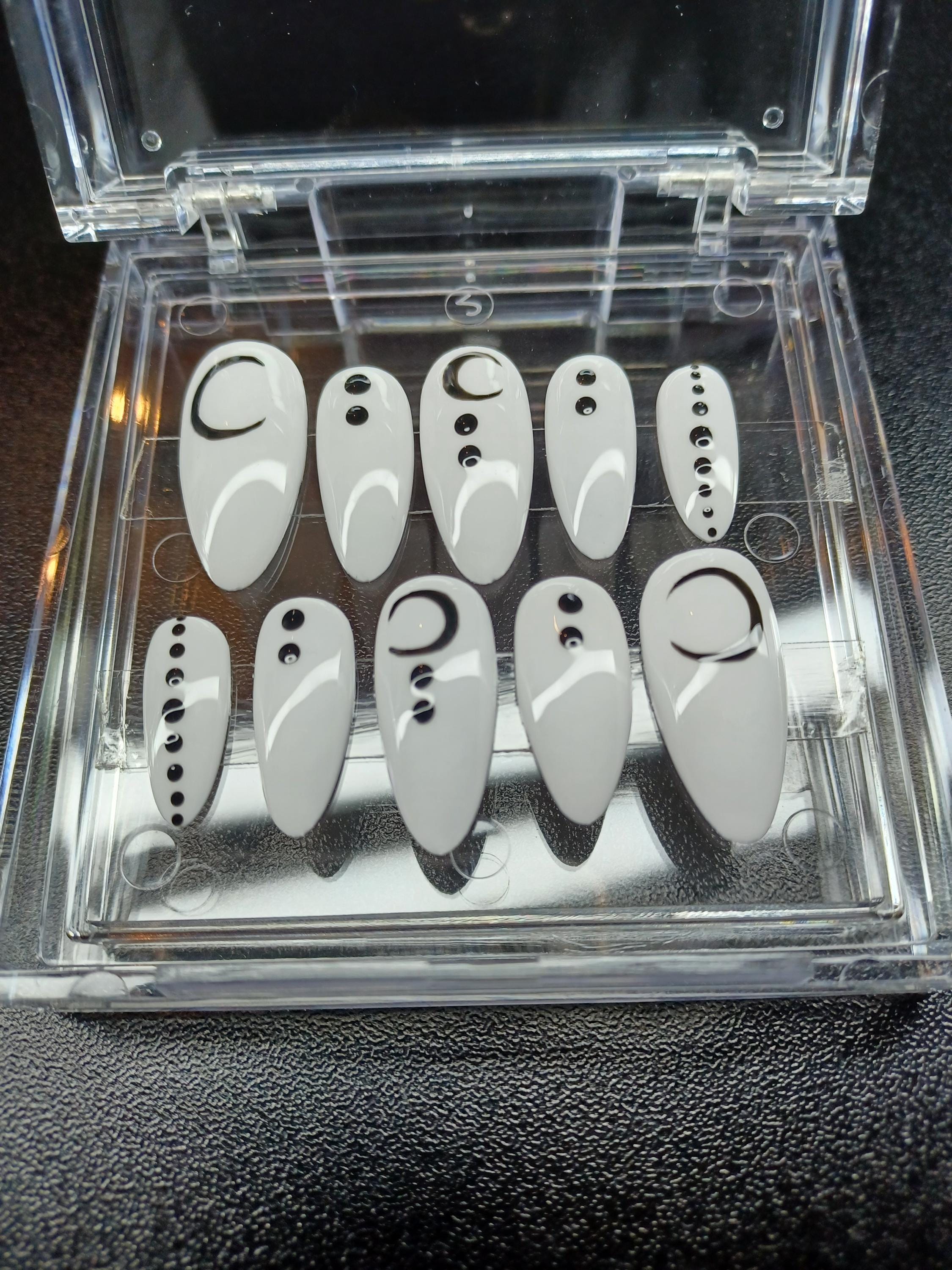 Custom Press On Nails: 3D Nail Art, Luxury Manicure