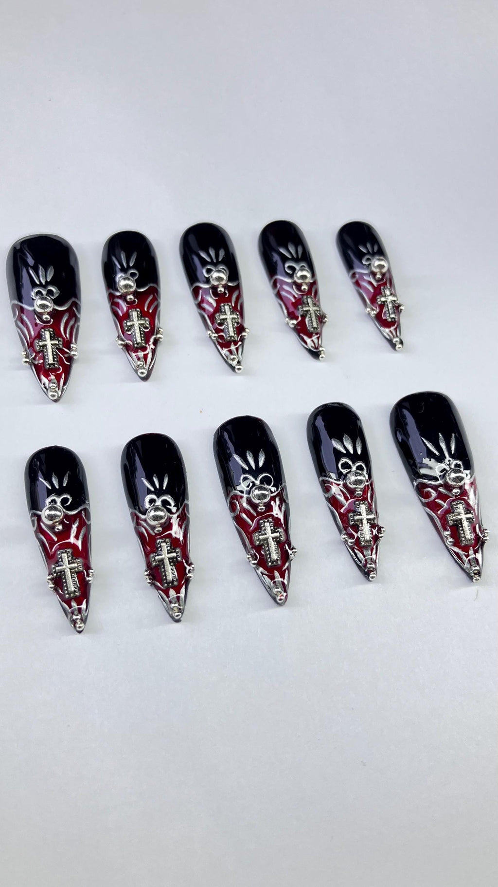 Baroque Stained Glass Press On Nails: Red, Black, Silver Cathedral Design