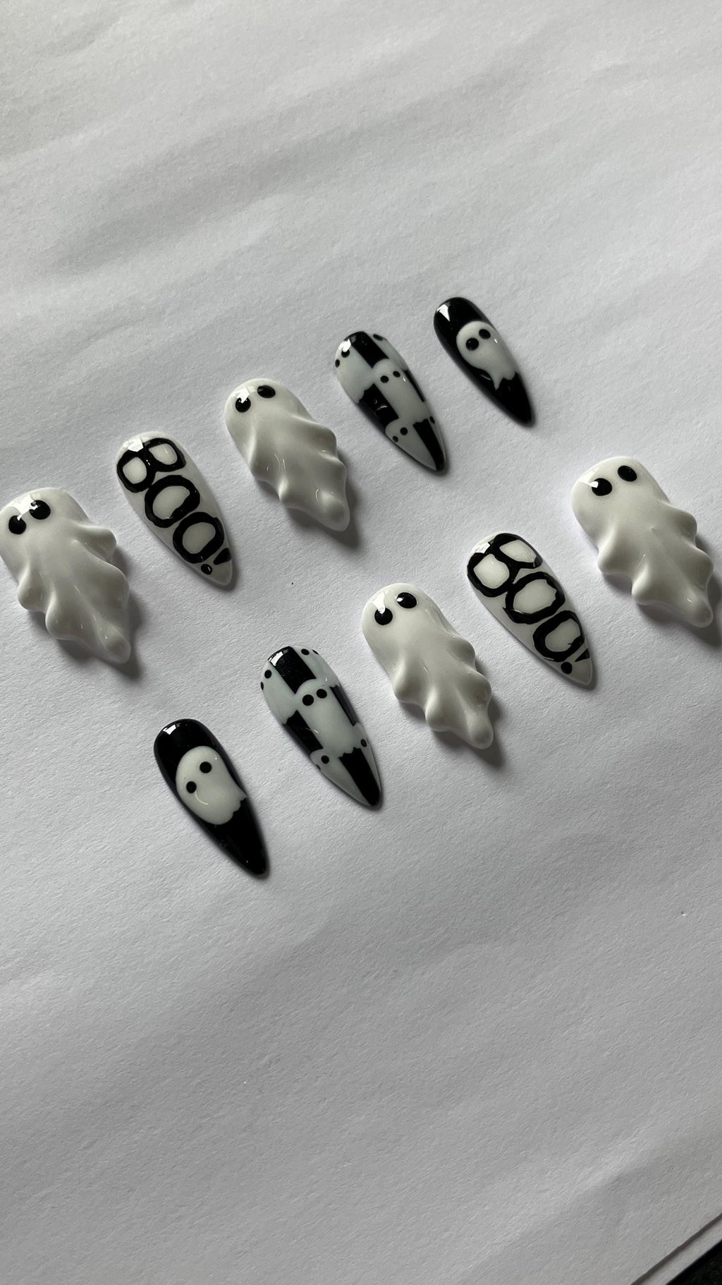 3d ghosts Halloween press on nails checkerboard monochrome design application pack included