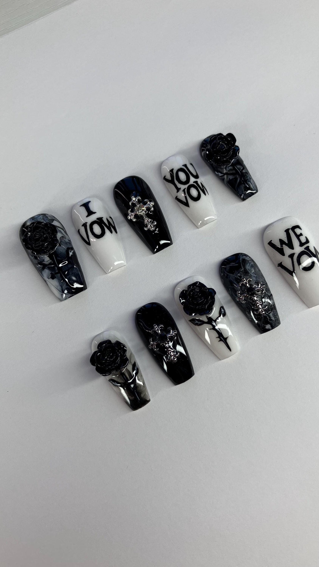 Booktok bundle press on nails with application pack