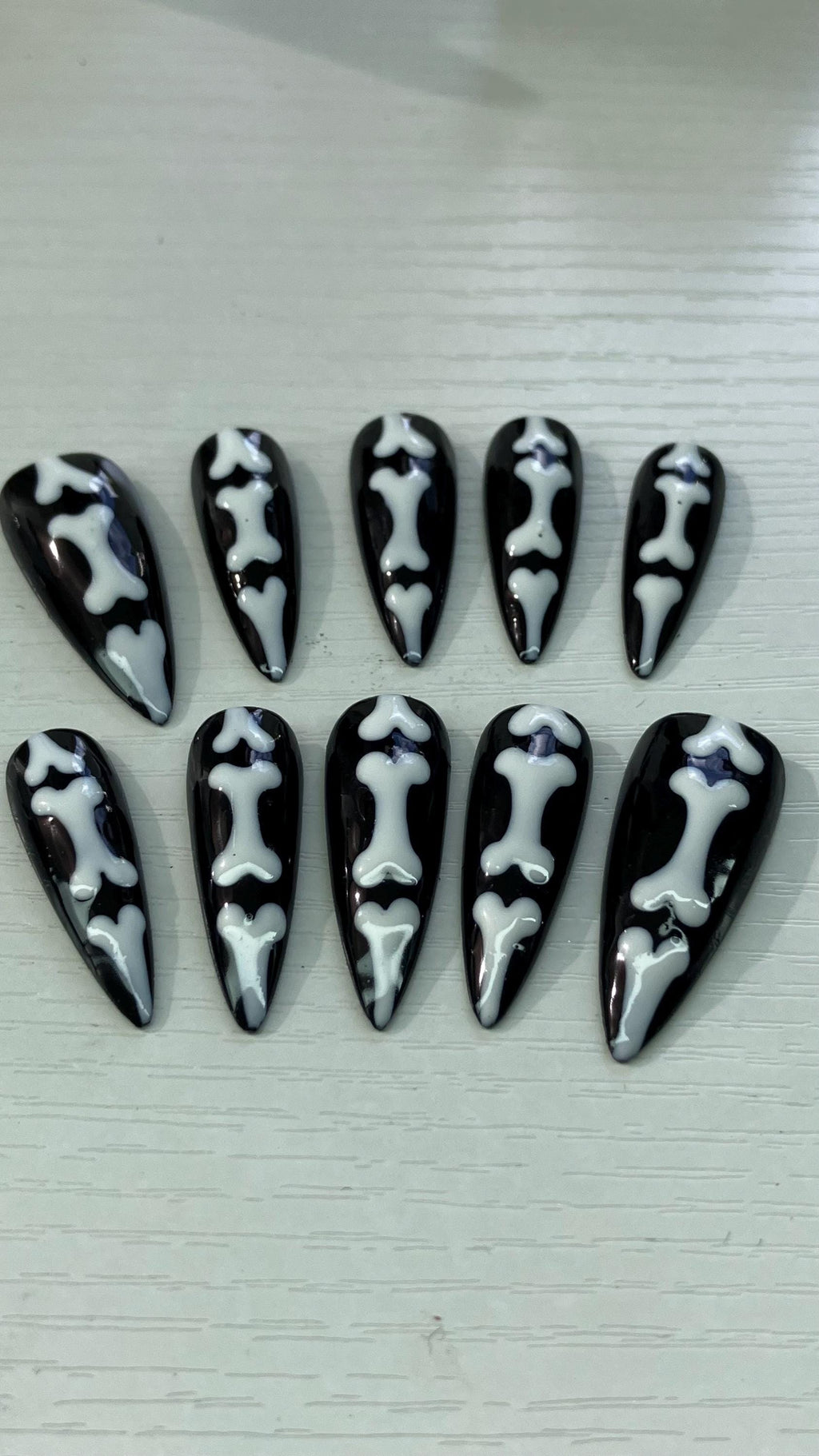 Skeleton bones press on nails design, Halloween nails, application pack included