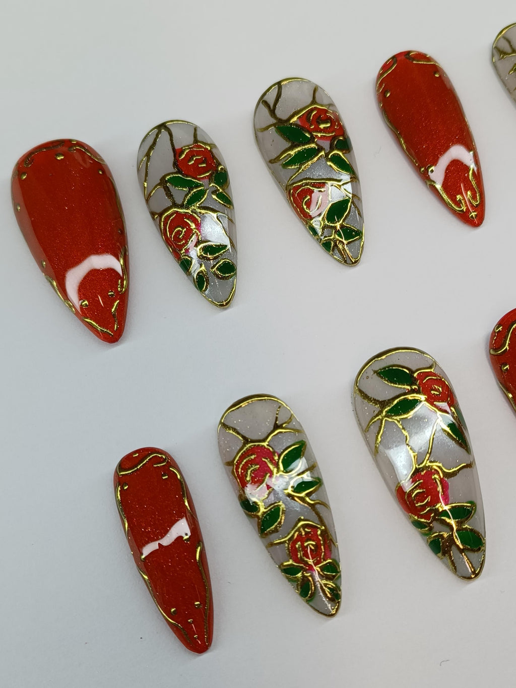 Stained glass roses custom press in nail with chrome and cat eye detail