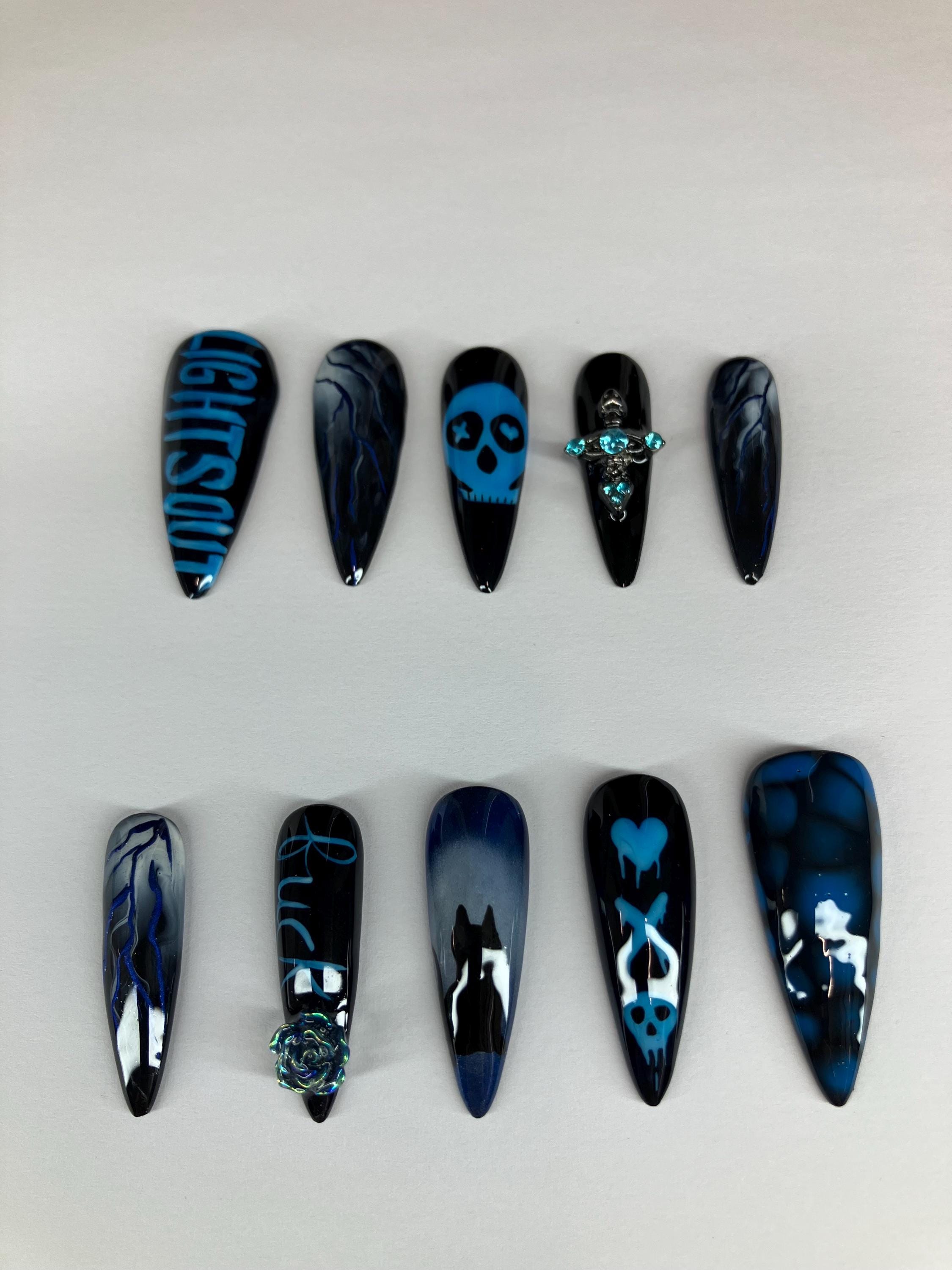 Press On Nails, Gothic Rose Lightning Bolt Design
