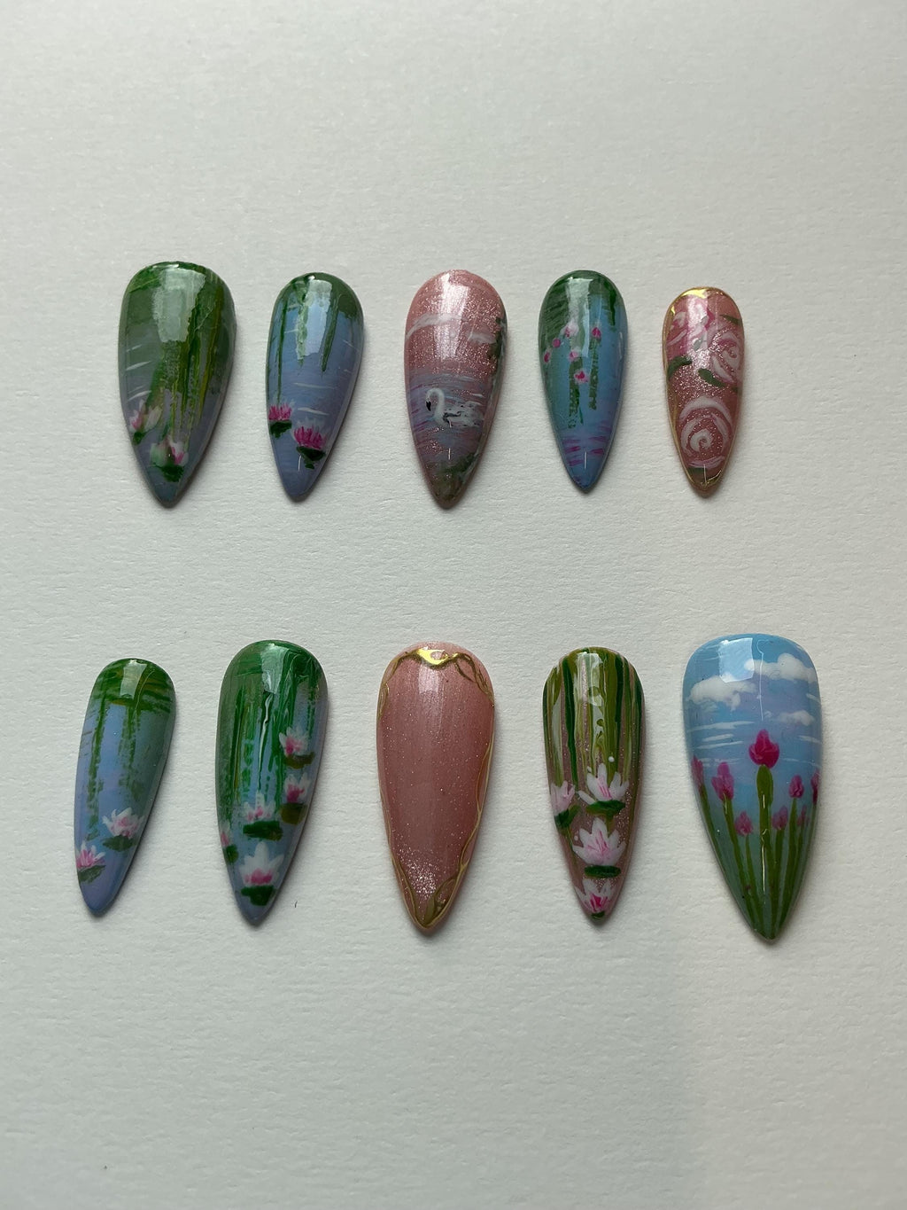 Aurora press on nails with fine art, application pack included